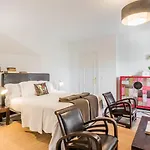 Gasthuis Molo 44 Puerto Banus Marbella