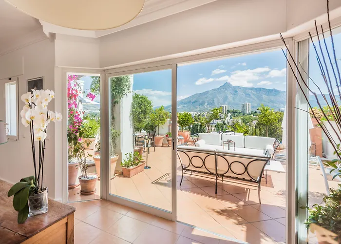 Molo 44 Puerto Banus Marbella
