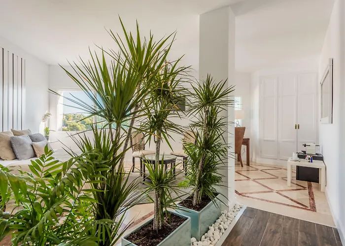 Molo 44 Puerto Banus 4* Marbella