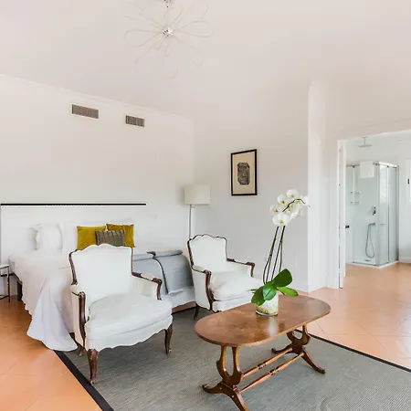 Guest house Molo 44 Puerto Banus 4*