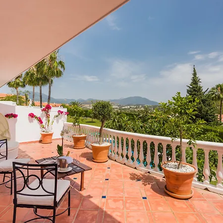 Molo 44 Puerto Banus 4* Marbella