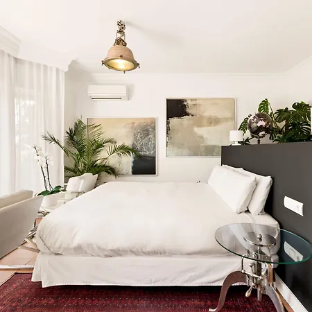 Molo 44 Puerto Banus Pensjonat 4*