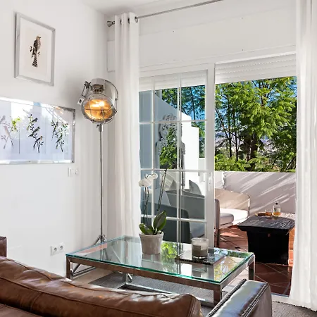 Molo 44 Puerto Banus 4* Marbella