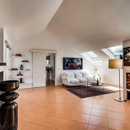 Molo 44 Puerto Banus Guest house