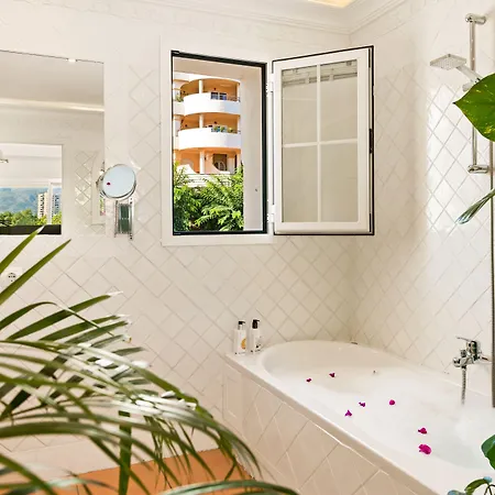 Molo 44 Puerto Banus Guest house