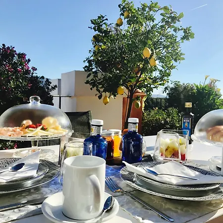 Molo 44 Puerto Banús 4* Marbella