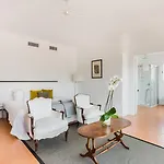 ゲストハウス Molo 44 Puerto Banus 4*