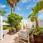 ゲストハウス Molo 44 Puerto Banus マルベーリャ