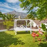 ゲストハウス Molo 44 Puerto Banus マルベーリャ