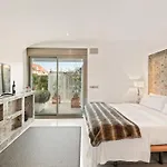 ゲストハウス Molo 44 Puerto Banus マルベーリャ